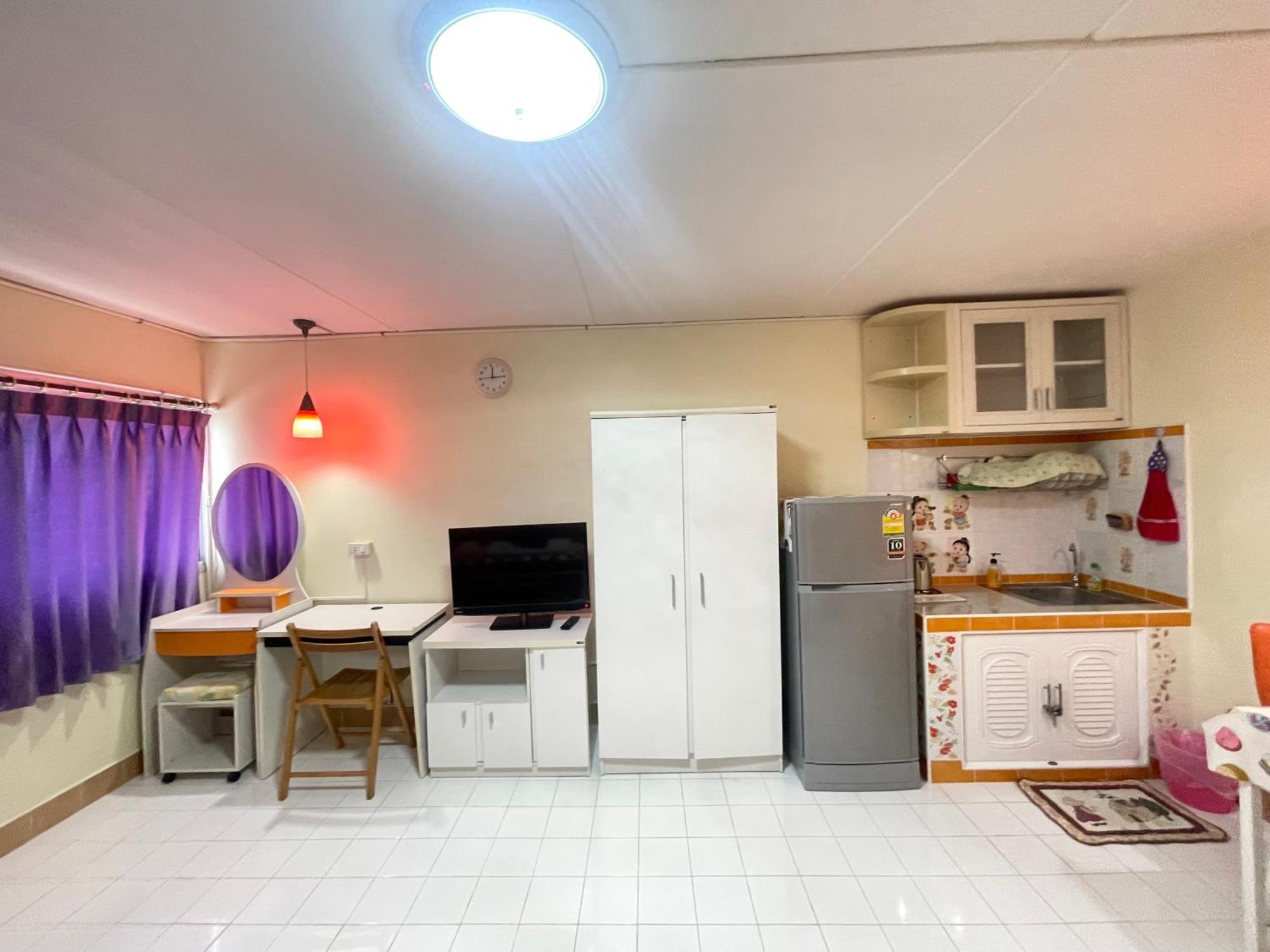 Lively Popular C3-C9 Impact Appartement Nonthaburi Buitenkant foto