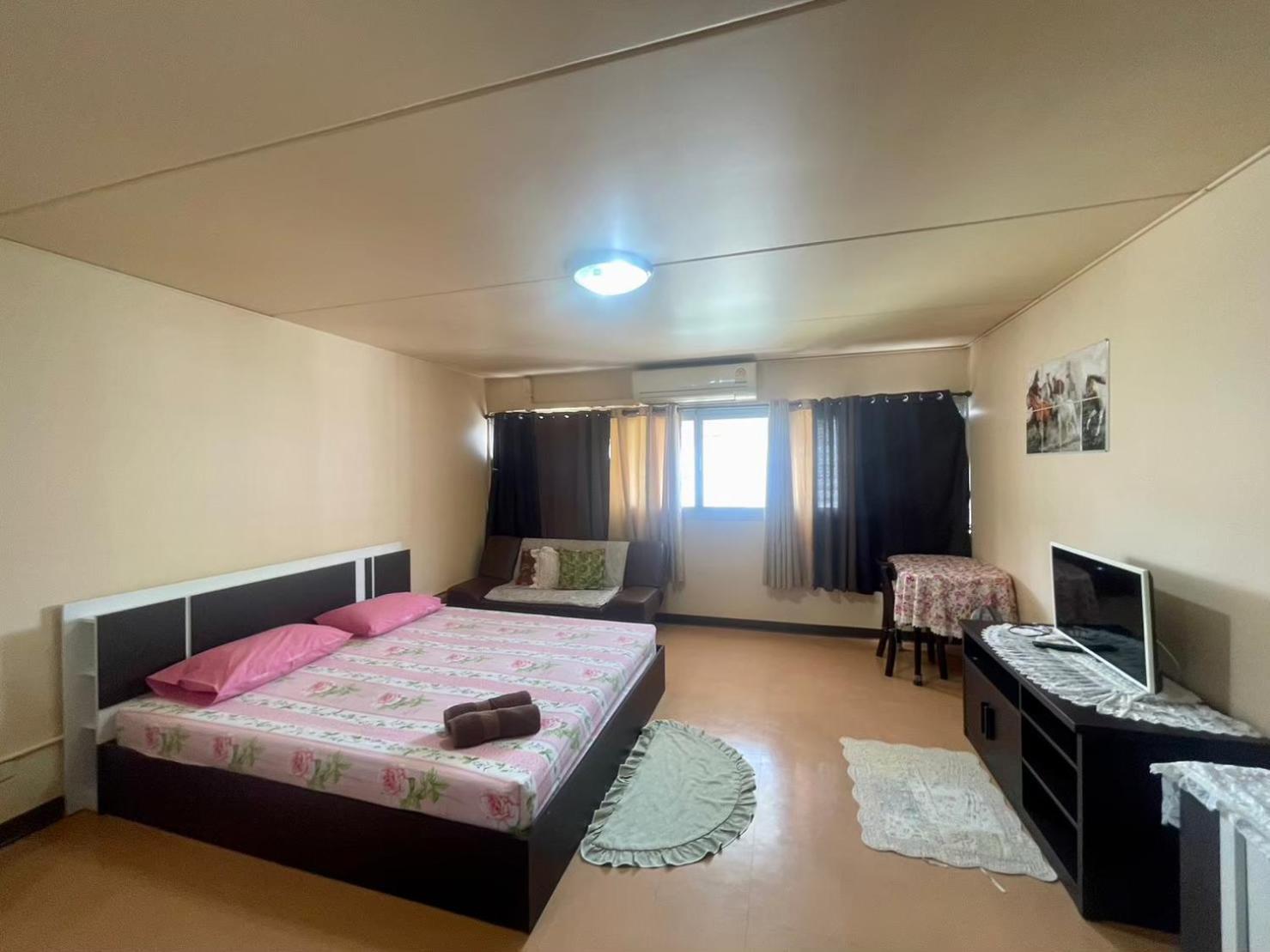 Lively Popular C3-C9 Impact Appartement Nonthaburi Buitenkant foto