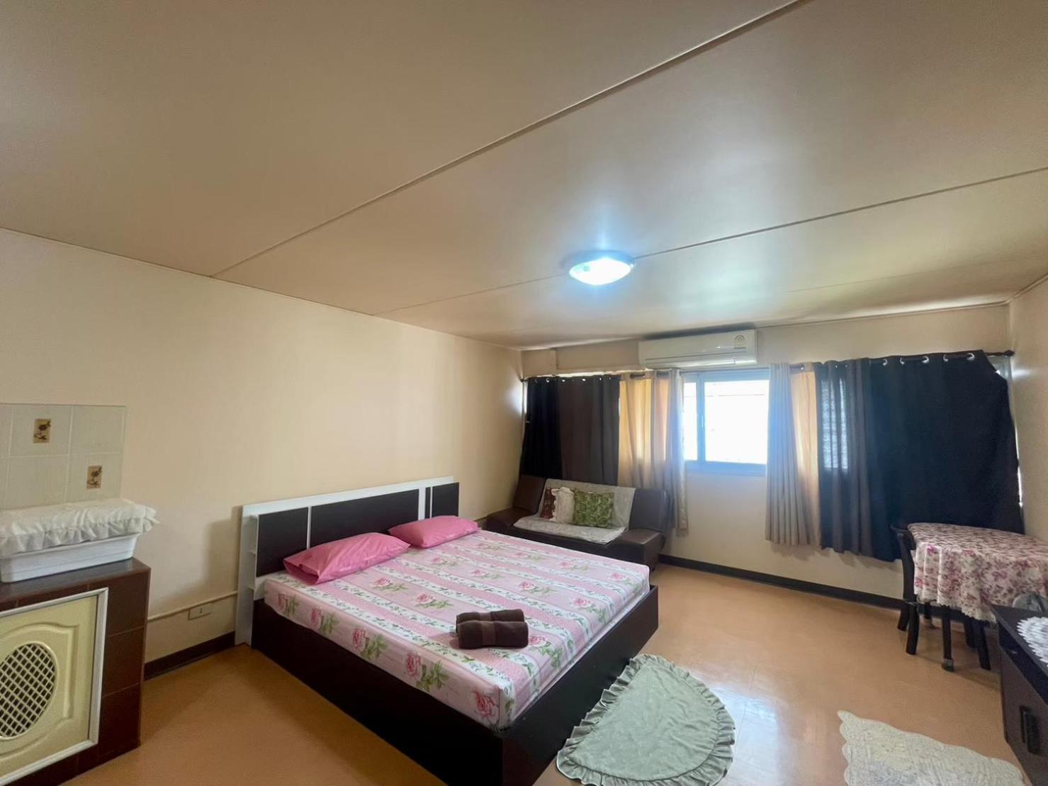 Lively Popular C3-C9 Impact Appartement Nonthaburi Buitenkant foto
